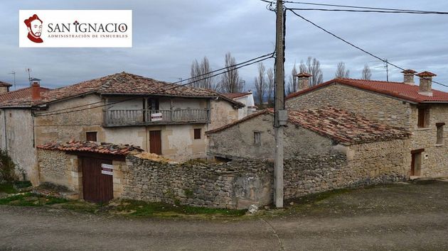 Foto 2 de Venta de casa rural en Villarcayo de Merindad de Castilla la Vieja de 4 habitaciones y 562 m²