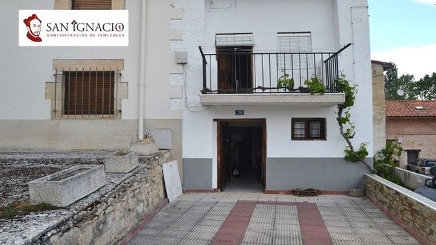 Foto 1 de Casa rural en venda a Villarcayo de Merindad de Castilla la Vieja de 2 habitacions amb balcó