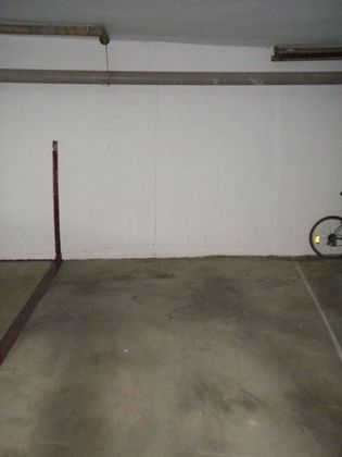 Foto 1 de Garaje en alquiler en Universidad de 15 m²