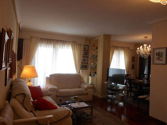 Foto 2 de Pis en venda a Centro - El Pilar de 3 habitacions amb garatge i aire acondicionat