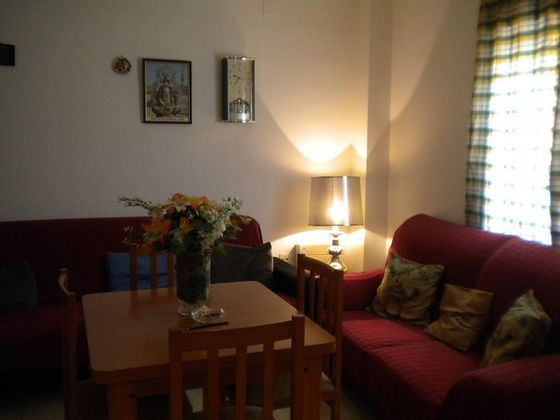 Foto 1 de Casa adossada en venda a calle Acacias de 3 habitacions amb terrassa i calefacció