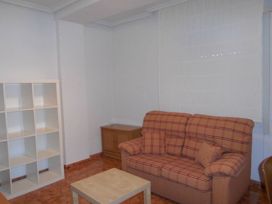 Foto 1 de Alquiler de piso en Santa María de 2 habitaciones con terraza y muebles