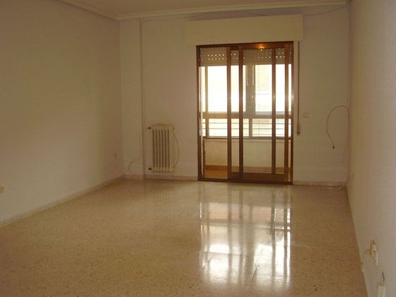 Foto 1 de Venta de piso en Santa María de 4 habitaciones con terraza y garaje