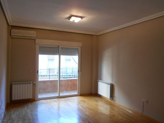 Foto 2 de Alquiler de piso en calle Antonio Blázquez de 3 habitaciones con balcón y aire acondicionado