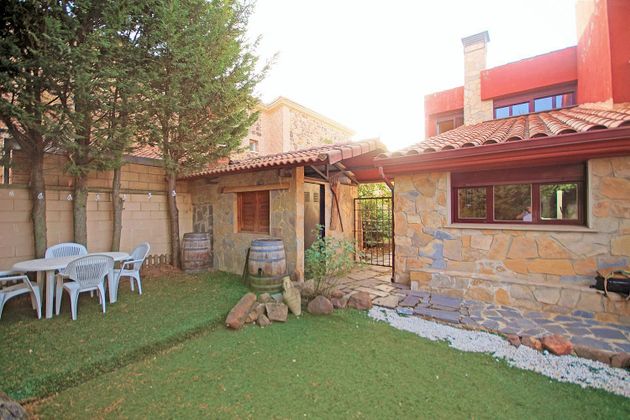 Foto 2 de Xalet en venda a Almajano de 5 habitacions amb terrassa i garatge