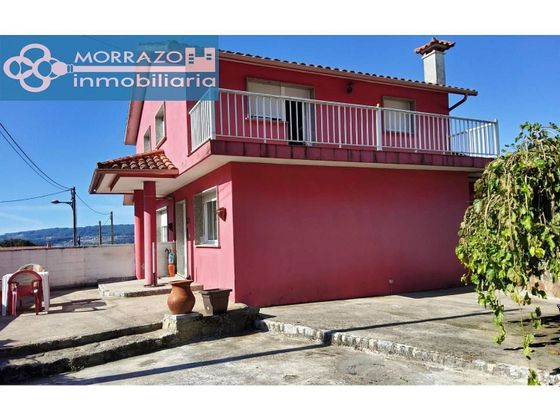 Foto 1 de Casa en venda a Marín de 4 habitacions amb terrassa i garatge