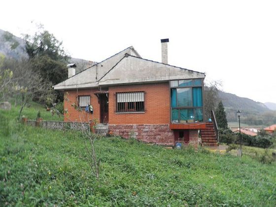 Foto 2 de Xalet en venda a Peñamellera Baja de 3 habitacions amb terrassa