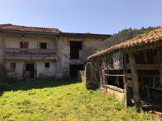 Foto 1 de Venta de casa rural en Vibaña-Ardisana-Caldueño de 4 habitaciones y 460 m²