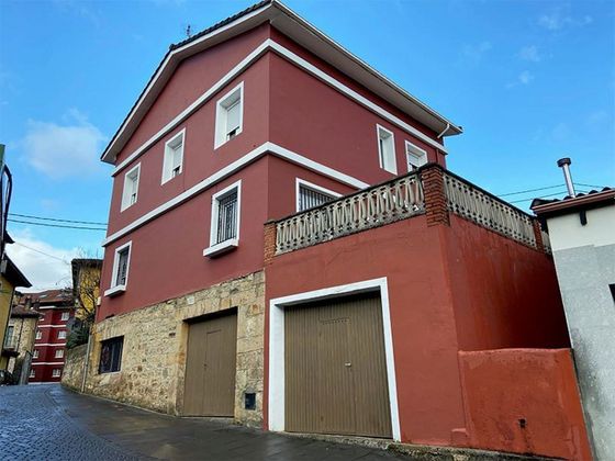 Foto 1 de Casa en venda a Cabrales de 7 habitacions amb terrassa i garatge