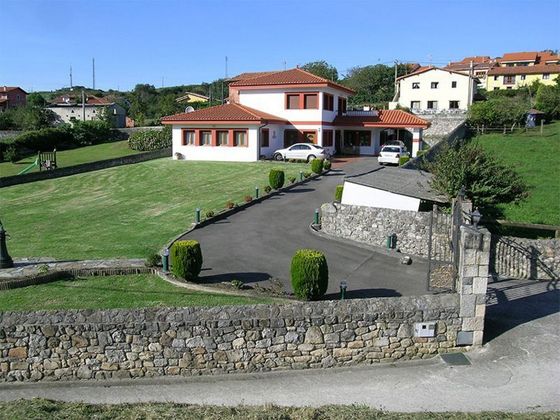 Foto 1 de Xalet en venda a Vidiago-Pendueles-Tresgrandas de 6 habitacions amb terrassa i garatge