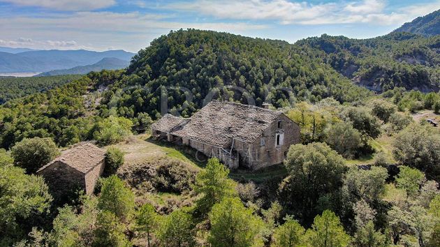 Foto 1 de Casa rural en venda a calle Huesca de 1 habitació i 570 m²