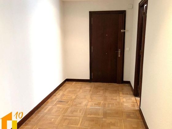 Foto 2 de Venta de piso en Plaza España - Villa Pilar - Reyes Católicos - Vadillos de 5 habitaciones con garaje y calefacción