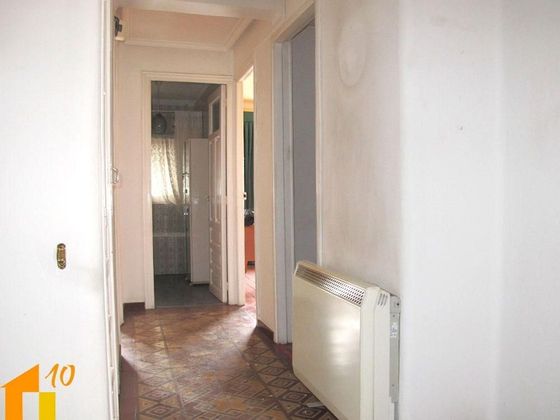 Foto 2 de Venta de piso en Plaza España - Villa Pilar - Reyes Católicos - Vadillos de 2 habitaciones con garaje y calefacción