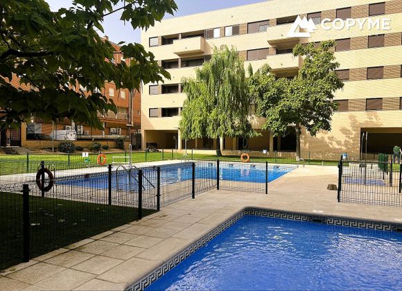 Foto 2 de Estudio en venta en Azucaica - Santa María de Benquerencia con terraza y piscina