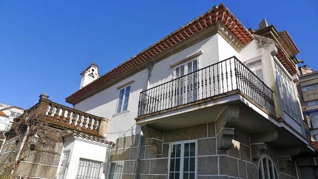 Foto 2 de Casa en venda a Ensanche - Sar de 8 habitacions amb terrassa i garatge