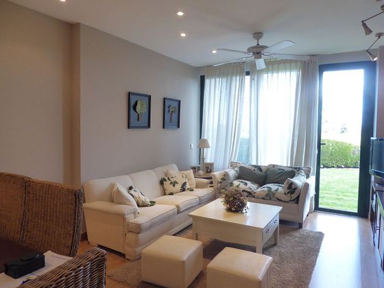 Foto 1 de Piso en venta en Zarapicos de 2 habitaciones con piscina y garaje