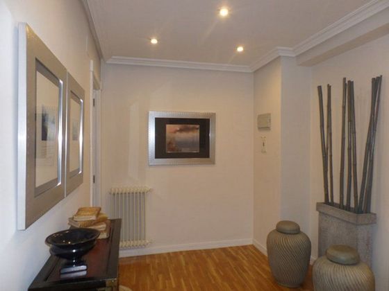 Foto 1 de Pis en venda a Salesas - Labradores de 3 habitacions amb balcó i calefacció