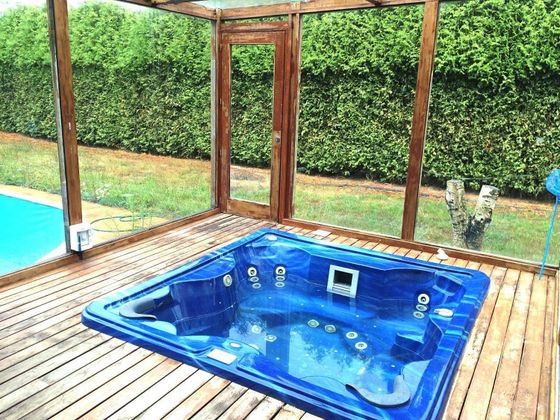 Foto 2 de Chalet en venta en Aranga de 2 habitaciones con terraza y piscina