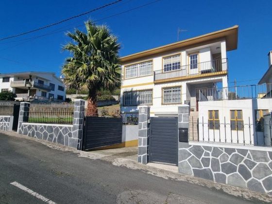 Foto 1 de Casa en venda a Los Castros - Castrillón - Eiris de 5 habitacions amb piscina i garatge