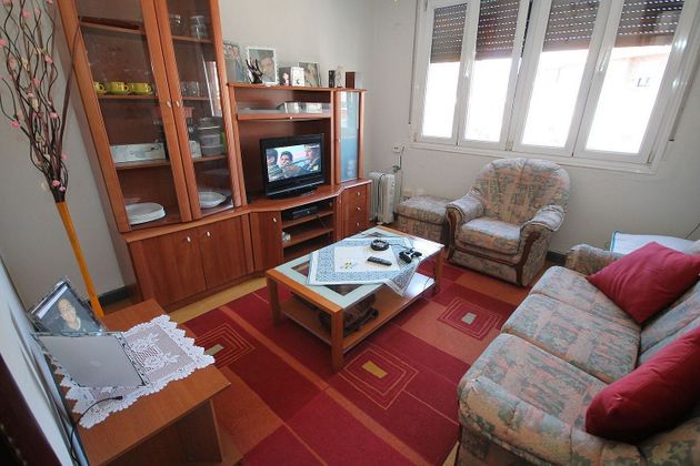 Foto 1 de Piso en venta en Santurtzi de 2 habitaciones y 56 m²