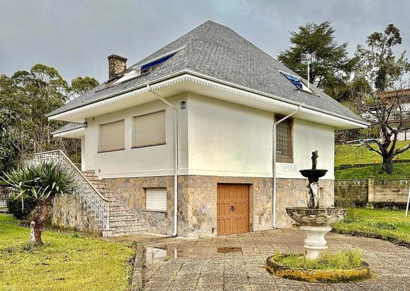 Foto 1 de Xalet en venda a Selorio - Tornón de 6 habitacions amb terrassa i garatge