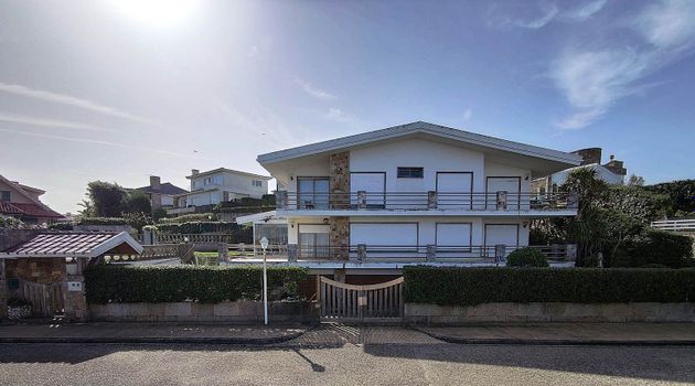 Foto 2 de Xalet en venda a Coruxo - Oia - Saiáns de 6 habitacions amb terrassa i piscina