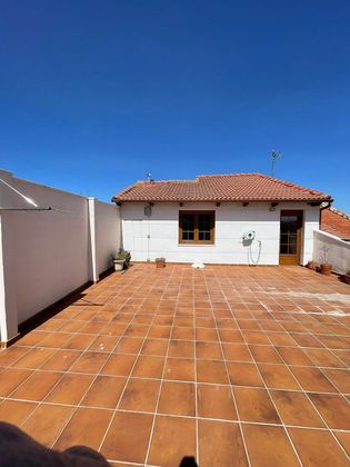 Foto 1 de Xalet en venda a La Vega - Oteruelo de 4 habitacions amb terrassa i garatge