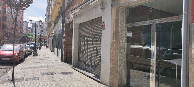 Foto 1 de Local en venda a calle San Pedro de Mestallón de 117 m²