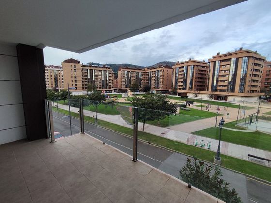 Foto 2 de Pis en venda a calle Marcelino Suárez de 4 habitacions amb terrassa i garatge