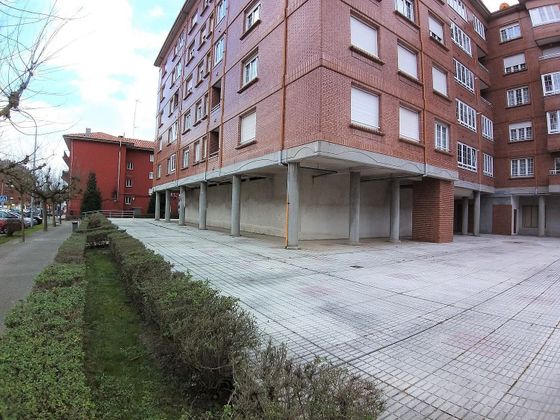Foto 2 de Alquiler de local en Castrillón de 160 m²