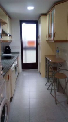 Foto 1 de Piso en venta en Villamayor de 2 habitaciones con garaje y balcón
