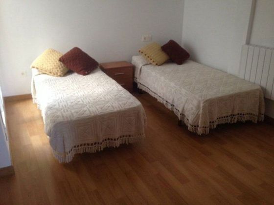 Foto 2 de Piso en venta en Mozárbez de 2 habitaciones con garaje y calefacción