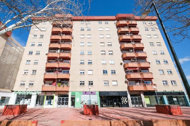 Foto 1 de Pis en venda a calle De Pablo Ruiz Picasso de 4 habitacions amb terrassa i garatge