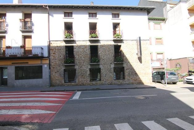 Foto 2 de Casa adossada en venda a calle García Ximenez de 3 habitacions amb balcó