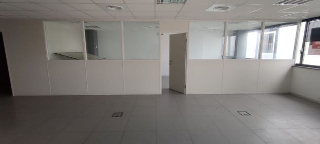 Foto 2 de Oficina en venda a polígono Empresarial la Muga de 103 m²