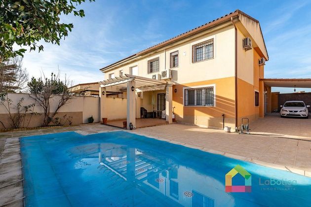 Foto 1 de Casa en venda a Buenavista-Valparaíso-La Legua de 4 habitacions amb piscina i garatge