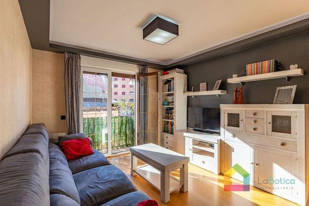 Foto 2 de Dúplex en venta en Torrijos de 3 habitaciones con terraza y garaje