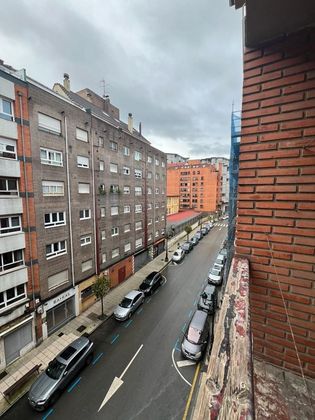 Foto 2 de Pis en venda a Milán - Pumarín - Teatinos de 2 habitacions amb terrassa i ascensor