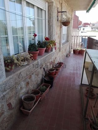 Foto 1 de Chalet en venta en Villamayor de 4 habitaciones con terraza y jardín