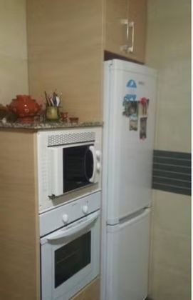 Foto 2 de Pis en venda a Castellanos de Moriscos de 2 habitacions amb calefacció i ascensor