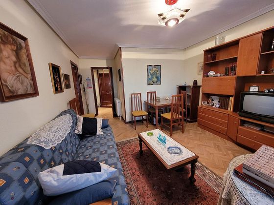 Foto 1 de Venta de piso en Capuchinos - Glorieta de 1 habitación con calefacción y ascensor