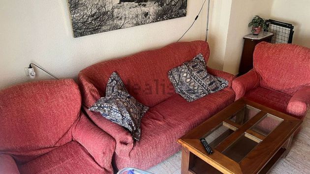 Foto 1 de Piso en alquiler en Salesas - Labradores de 4 habitaciones con terraza y muebles