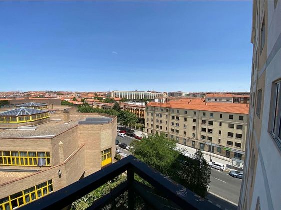 Foto 1 de Pis en venda a Hospitales - Campus de 3 habitacions amb terrassa i garatge