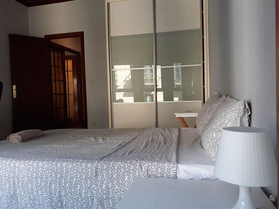 Foto 1 de Pis en lloguer a Centro - San Sebastián-Donostia de 5 habitacions amb terrassa i mobles