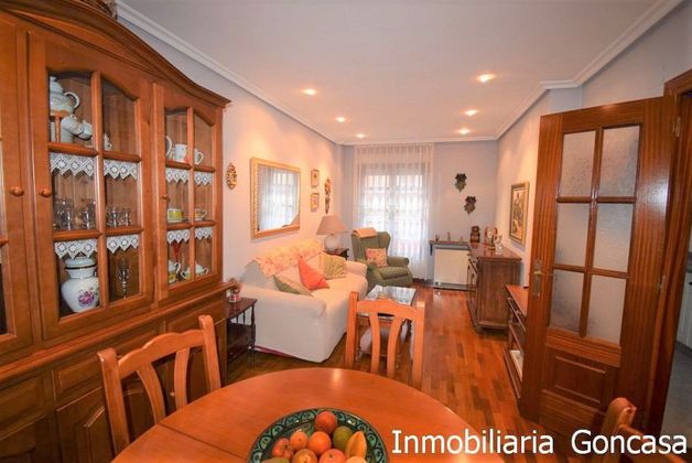 Foto 1 de Piso en venta en La Villa - Bazuelo de 2 habitaciones con terraza y calefacción