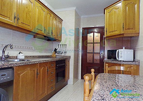 Foto 2 de Piso en venta en Santo Domingo de 3 habitaciones con jardín y calefacción