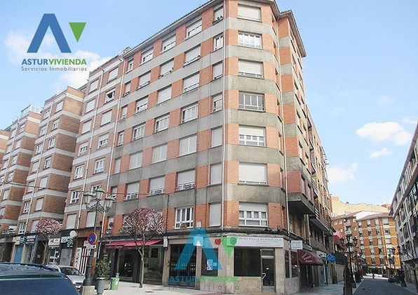 Foto 1 de Venta de piso en calle El Milan de 2 habitaciones con calefacción y ascensor