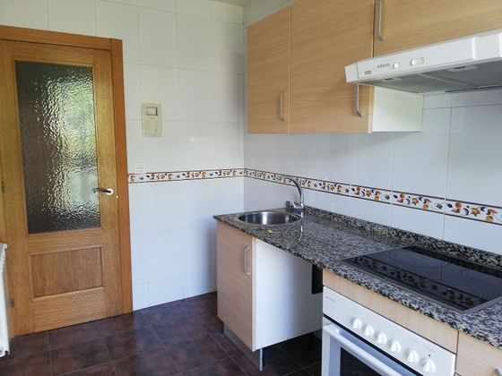 Foto 1 de Pis en venda a Piloña de 3 habitacions amb terrassa i calefacció
