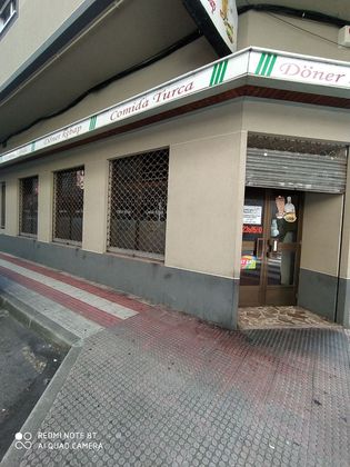 Foto 2 de Local en lloguer a calle Médico Amenedo Casabella de 71 m²