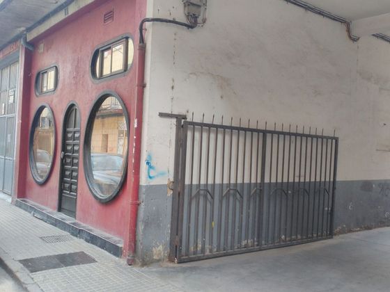 Foto 1 de Venta de local en calle Hospicio de 66 m²